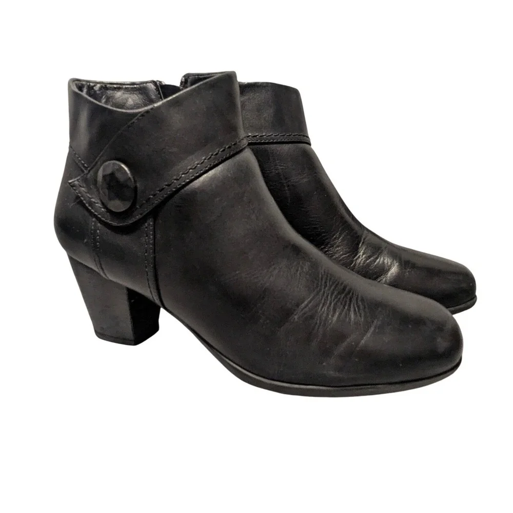 Michelle D Ankle Boots Women 8 Black Leather Button Side Zip Block Heel Booties‎